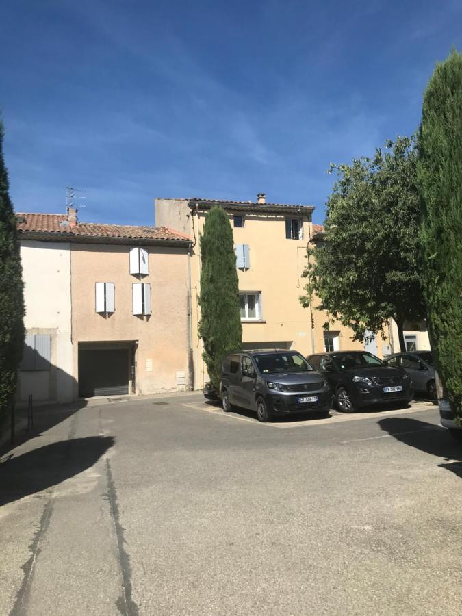 Appartement Climatise Au Pied Du Mont Ventoux Malemort-du-Comtat Bagian luar foto